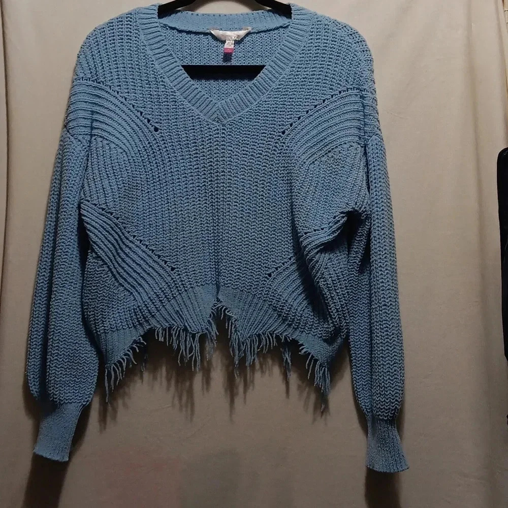 Womens L No Boundaries Grunge Hem Cropped Baby Blue Super Soft Open Knit Sweater - Picture 2 of 6